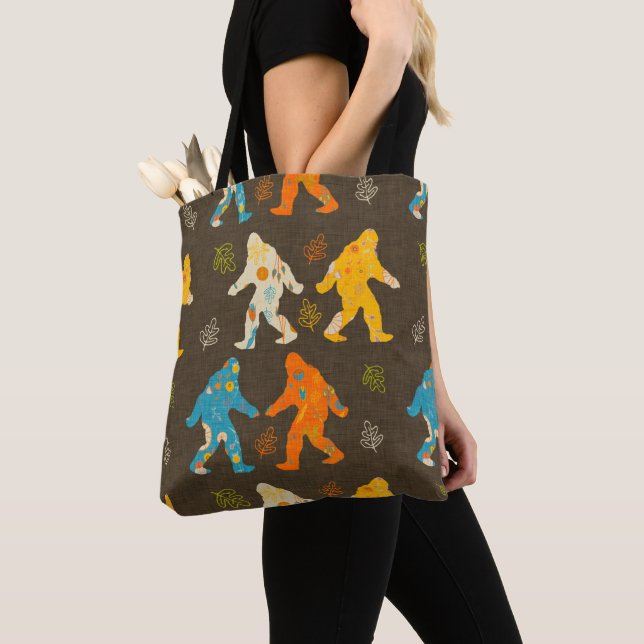 Bolsa Tote Marrom Sasquatch Bigfoot (Close Up)