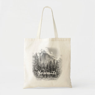 Bolsa Tote Meia centelha de Yosemite no inverno com texto Yos