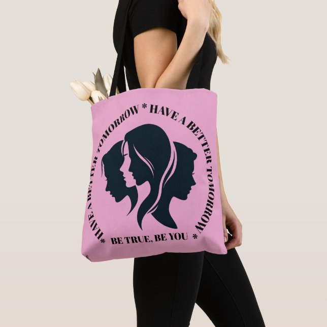 BOLSA TOTE MELHORES DIAS ESTICADOS (Close Up)