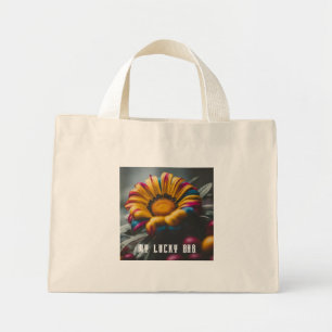 Bolsa Tote Mini Floral e Lucky Charm Design