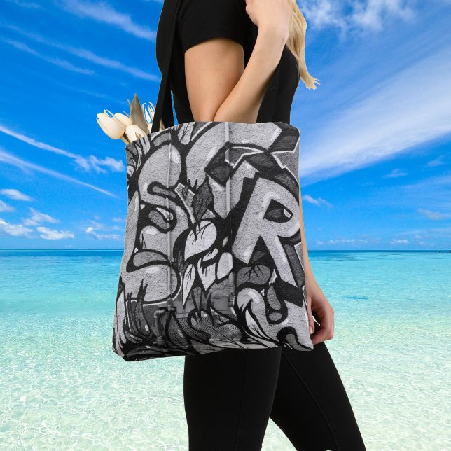 Bolsa Tote Monocromática com Grafite Urbano (Graffiti Design on a Tote Shoulder Bag)
