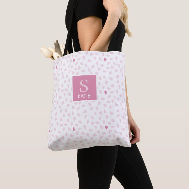 Bolsa Tote Monograma com Padrão de Corações Rosas (Close Up)