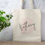 Bolsa Tote Monograma Cor-de-Rosa Espelho Moderno Elegante<br><div class="desc">Um design de monograma manuscrito em estilo elegante em tipografia de escrita casual informal preta sobre uma letra inicial cor-de-rosa-claro e cor-de-rosa escura. O texto pode ser facilmente personalizado para um design tão exclusivo quanto você!</div>