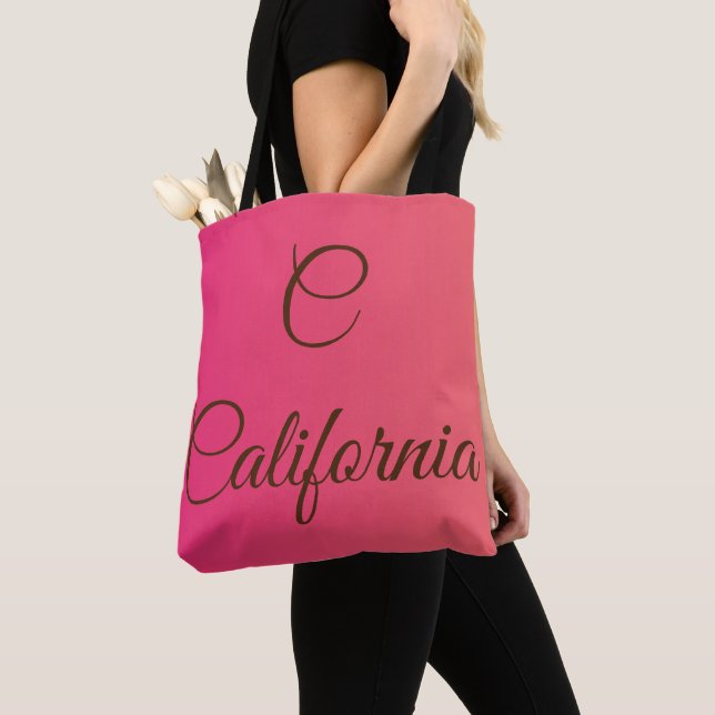 Bolsa Tote Monograma da Califórnia (Close Up)