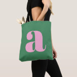 Bolsa Tote Monograma Retro com Letras em Rosa Pastel e Verde<br><div class="desc">Esta bolsa tote elegante apresenta seu monograma em fundo rosa e verde com letras retrô. Ótima ideia de presente!</div>