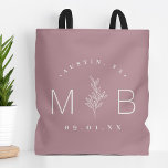 Bolsa Tote Monograma Rustic Floral Stem Wedding | Mauve<br><div class="desc">As malas de tote impressas fazem um casamento divertido e funcional a favor que seus hóspedes vão amar! Personalize o modelo com os nomes da noiva e do noivo ou as iniciais do monograma. Adicione sua data de casamento, a cidade, o estado ou o nome do local ou qualquer outro...</div>