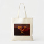 Bolsa Tote Moshe's Menorah<br><div class="desc">Na Torah Moshe Rabbenu, diz-se, "Você fará um Menorah de ouro puro, espancado, se o Menorah for feito, sua base, seu galho, suas bolas, seus botões, e suas flores serão martelados dele, " [Shmot 25:31] e mais tarde, "Veja, construa, de acordo com a forma que você está mostrando na montanha."...</div>