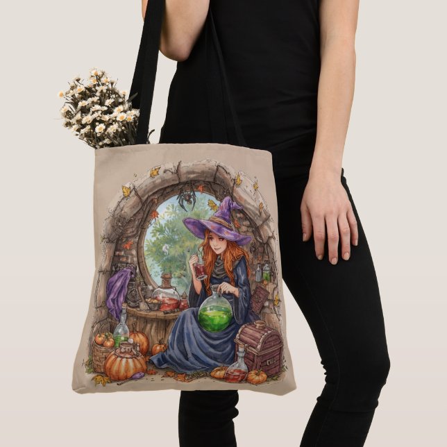 Bolsa Tote Murmurios de Magia, Bela Bruxa e Sua Poção (Close Up)