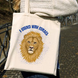 Bolsa Tote Na moda Moderno Leão de Judah. Eu fico com Israel<br><div class="desc">Este saco de na moda mostra o seu apoio a Israel! Uma pintura gráfica do Leão de Judah é o ponto focal, junto com a leitura da tipografia moderna, "Eu apoio Israel" em azul. Um fundo azul texturizado adiciona um olhar forte. * Trabalho de arte criado exclusivamente por Impressões Tracey...</div>