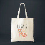 Bolsa Tote Na moda moderno nome Orange 50 Fabuloso Aniversári<br><div class="desc">Saco de 50 anos moderno e na moda com texto cinquenta e fabuloso em um roteiro elegante laranja brilhante. Basta adicionar seu nome a esta bolsa de tote personalizada de celebração de 50 anos. Presente perfeito de aniversário para um moderno, na moda e elegante de 50 anos. Desenvolvido exclusivamente para...</div>
