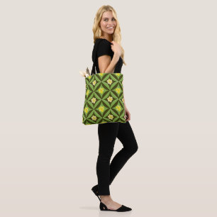 Bolsa Tote Narciso no Buraco na Porta do Celeiro