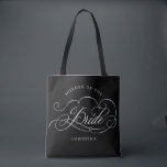 Bolsa Tote Negra caligrafia moderna Mãe da Noiva<br><div class="desc">Uma mãe eterno e elegante da bolsa de presentes da noiva,  com um roteiro de caligrafia refinado em um passado clássico,  perfeito para uma celebração formal e sofisticada de casamento. Para personalização ou outros produtos com este design,  por favor,  sinta-se à vontade para entrar em contato comigo.</div>