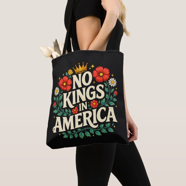Bolsa Tote Nenhum Rei América (Close Up)