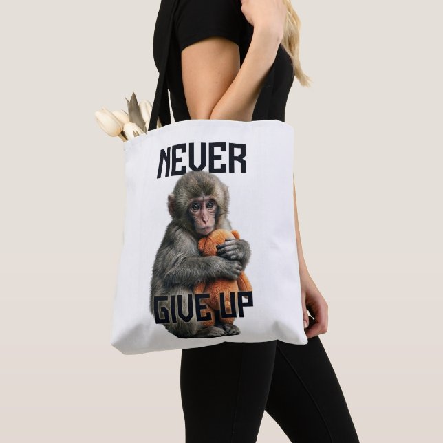 Bolsa Tote Never Give Up - Resilient Baby Monkey with Teddy B (Close Up)