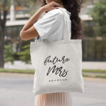 Bolsa Tote Noiva para ser a futura Sra.<br><div class="desc">Traga presentes legal e personalizáveis para o futuro Sra. enquanto espera pelo grande dia.</div>