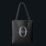 Bolsa Tote Nome do script do monograma personalizado Cinza br<br><div class="desc">Este elegante monograma e na moda pode ser dado como presente para um aniversário, casamento, chá de panela, aniversário, Dia de as mães ou qualquer ocasião. Pode ser personalizado com o nome e a inicial da pessoa. Você pode alterar a fonte, a cor da fonte, o tamanho da fonte e...</div>
