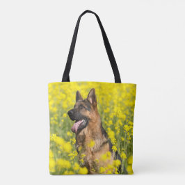 Bolsa Tote O german shepherd no campo do amarelo floresce o