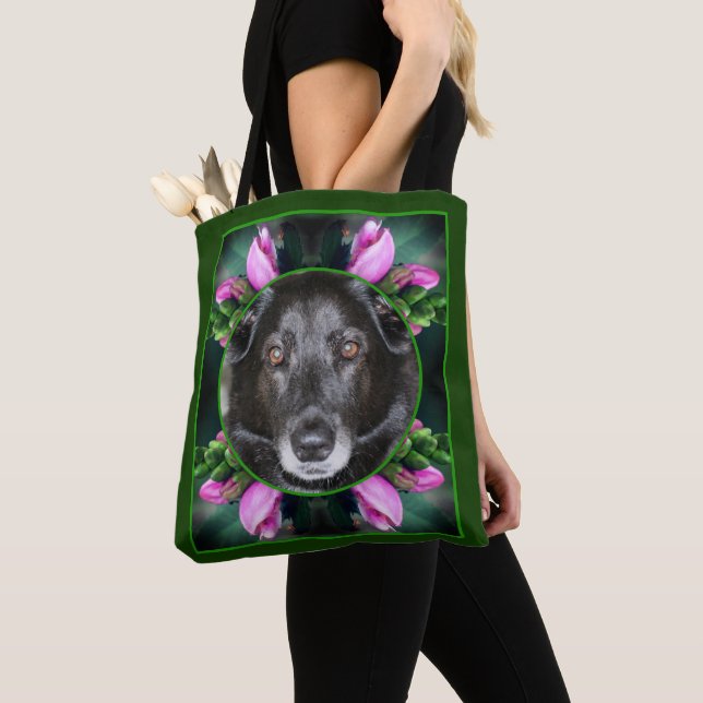 Bolsa Tote O Quadro Da Flor Turtlehead Cria A Sua Própria Fot (Close Up)
