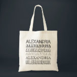 Bolsa Tote Os miúdos personalizaram a cor do teste padrão<br><div class="desc">Os miúdos personalizaram a cor do teste padrão conhecido sua própria sacola de DIY. Agarre sua marcadores do tecido ou pintura e cor do tecido neste bolsa personalizado. O nome parecerá em seis pias batismais diferentes da letra da bolha colorir. Uma ideia do artesanato do divertimento para que os miúdos...</div>