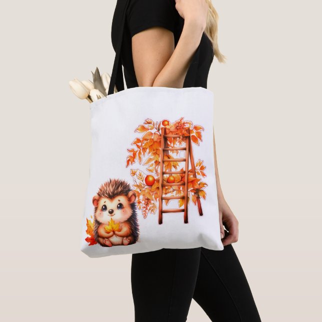 Bolsa Tote Ouriço Fofo de Outono com Ilustração de Escada de  (Close Up)