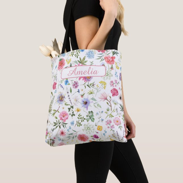 Bolsa Tote Padrão Botânico de Jardim de Flores Silvestres em  (Close Up)