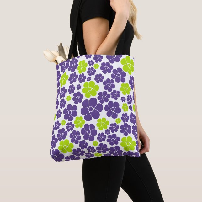 Bolsa Tote Padrão de Flor no Verde limão e Roxo (Close Up)