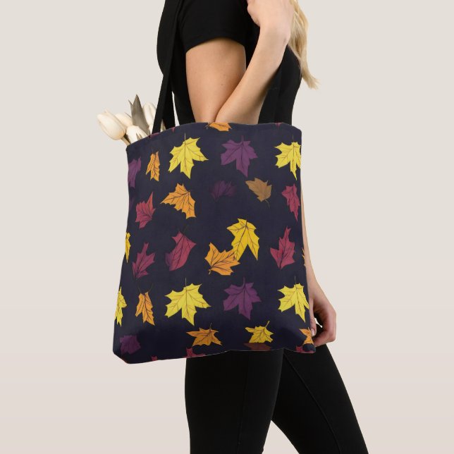 Bolsa Tote Padrão de Folhas do Autumn Maple (Close Up)