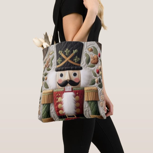 Bolsa Tote Padrão Infiltrado do Nutcracker (Close Up)