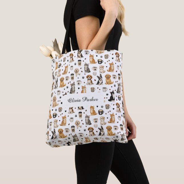 Bolsa Tote Padrão Personalizado de Pet & Café com Nome Custom (Close Up)