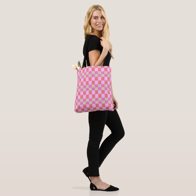 Bolsa Tote Padrão Xadrez Retro Rosa e Bege Areia (No(a) Modelo)
