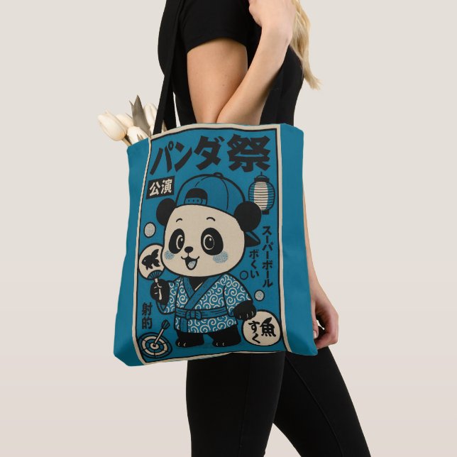 Bolsa Tote Panda depois do Escuro (Close Up)