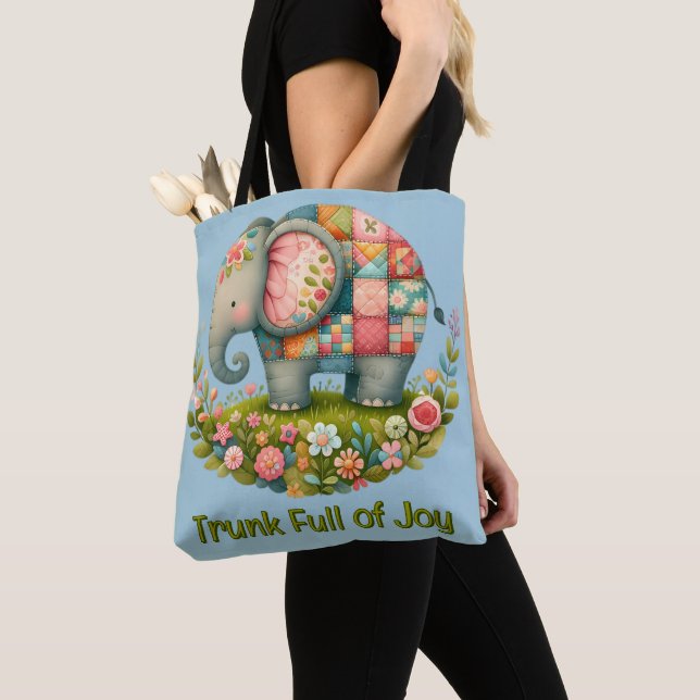 Bolsa Tote Patchwork Elephant Floral Meadow Charm (Close Up)