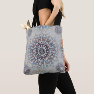 Bolsa Tote Pequeno floral branco caído para o campo