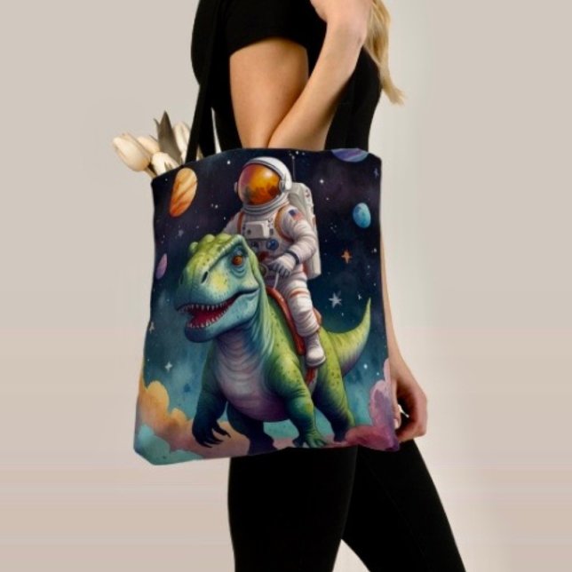 Bolsa Tote Pequenos Alienígenas Multicoloridos no Espaço (Tote Bag — 100% polyester, black laminated lining 100% cotton web hand. Made in the USA.
)