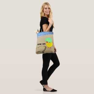 Bolsa Tote Pintinho aposentado na praia