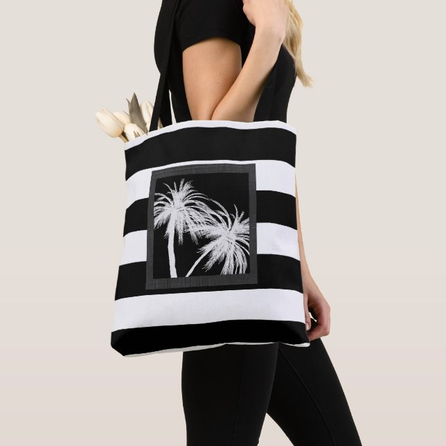 Bolsa Tote Preto e Branco Palmeiras Tropical Moderno Chic (Close Up)