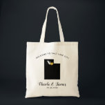 Bolsa Tote Preto & ouro do saco da boa vinda do casamento do<br><div class="desc">Saco do presente da boa vinda do fim de semana do casamento para fora de convidados da cidade a seu casamento,  caracterizando a imagem de Utá,  com coração do ouro.  Encha o bolsa com seus presentes favoritos.</div>