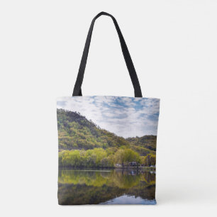 Bolsa Tote Primavera refletindo