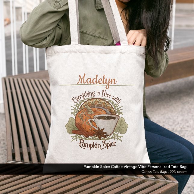 Bolsa Tote Pumpkin Spice Coffee Vibe Personalizado (Pumpkin Spice Coffee Vintage Vibe Tote Bag–Custom Tote bag Personalized with Your Name. )