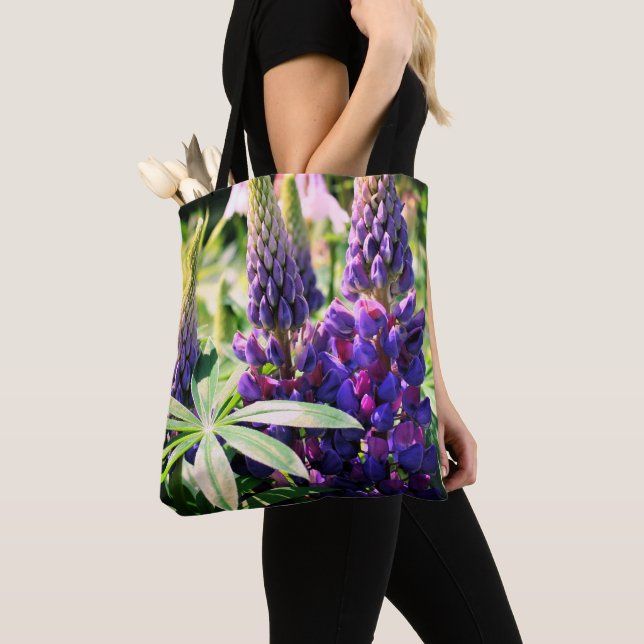 Bolsa Tote Purple Lupine Flower Trio  (Close Up)
