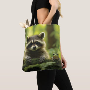 Bolsa Tote Raccoon Adorável e Pequim de Sapo sobre Mossy Log 