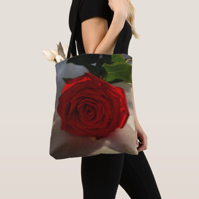 Bolsa Tote rosa ao anoitecer (Close Up)