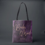 Bolsa Tote Rosa de Ponta Dourada de Ponta Roxo Monograma<br><div class="desc">Cor de água roxa escura e Rosa com letra de folha azul Dourada perfeita para sacos de tote de ponte ou Casamento no inverno com letra de texto alfanumérico em negrito! Verifique meu compro para ver toda a coleção de casamento com este design!</div>