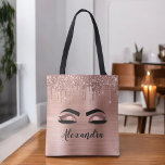 Bolsa Tote Rosa Dourado Glitter Sparkle Eyelashes Monograma<br><div class="desc">Folha de rosa Dourada Folha de Folha Metálica Glitter Brutado Monograma de Metal Nome e Eyelashes Iniciais (Lashes), Extensões de Eyelash e Olhos Blush Pink Makeup Bag. O travesseiro faz o doce e perfeito aniversário de 16 anos, casamento, chá de panela, aniversário, chá de fraldas ou presente de festa de...</div>