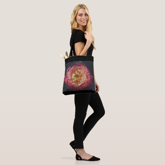 Bolsa Tote Rosa em uma imagem de exposição dupla (No(a) Modelo)