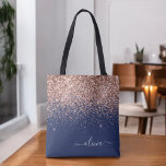 Bolsa Tote Rosa Rosa Cor-de-Rosa Rosa Dourada Monograma Azul<br><div class="desc">Azul marinho,  Rosa Rosa Cor-de-Rosa Dourada e Rosa Esbranquiçada Faux Sparkle e Glitter Elegante Monograma Bag. Este Livro Bag pode ser personalizado para incluir seu nome inicial e próprio e ser dado como presente para o Natal,  Doce 16 Aniversário,  Chá de panela ou Casamento.</div>