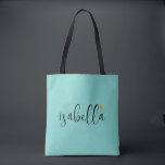 Bolsa Tote Roteiro personalizado para madrinha Luz Teal<br><div class="desc">Uma bolsa elegante moderna na cor luz teal com nome em preto e coração dourado que é perfeita para um pedido de madrinha. Suas madrinhas podem encher sua bolsa com itens essenciais para as viagens da despedida de solteira,  ou com itens essenciais para levar na manhã do casamento.</div>