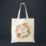 Bolsa Tote Saco de mão vibrante de verão para a mãe da noiva<br><div class="desc">Nossa vibrante coleção floral de verão apresenta belas flores de verão em aquarela e folhagens em rosa e coral impressionantes com fundos correspondentes para um design emocionante e elegante que é ótimo para toda a coleção de casamento, escritório ou itens pessoais. Verifique nossa loja para uma coleção completa e muitos...</div>