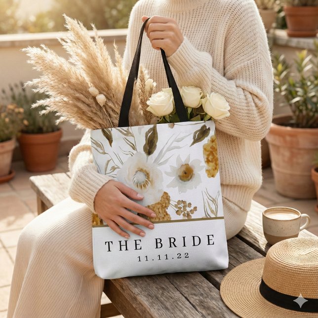Bolsa Tote Saco Personalizado para Noiva (This beautiful watercolor floral personalized bride tote bag would make a great bridal shower gift! )