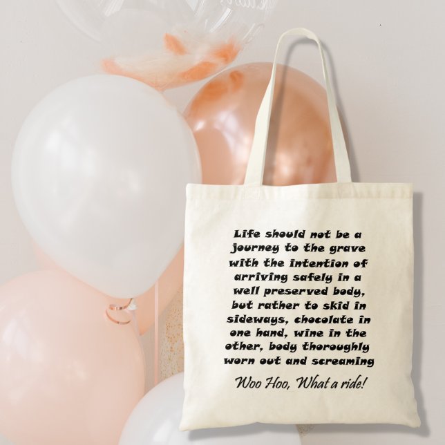 Bolsa Tote Sacos de tote de vinho de aniversário engraçados s (This hilarious quote works perfectly for a birthday gift bag that they can reuse everyday for fun.)